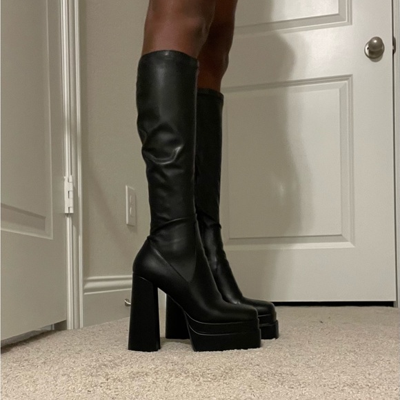 Azalea Wang boots , DOLLS KILL - Picture 3 of 5